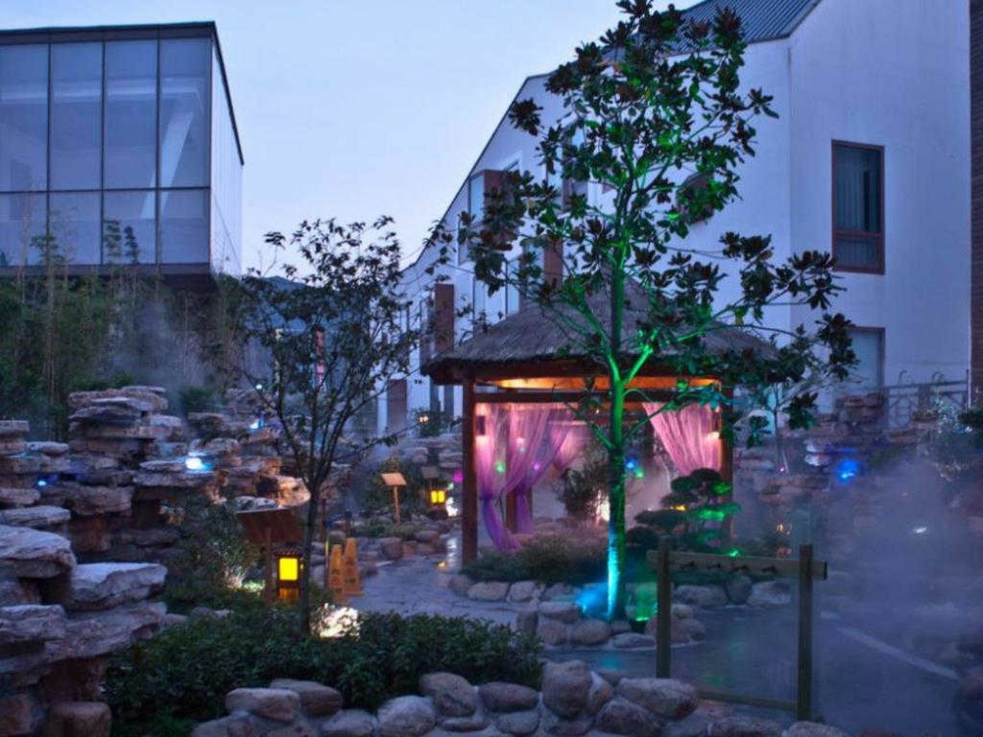 Scholars Shushan Hot Springs Resort Сучжоу Екстер'єр фото